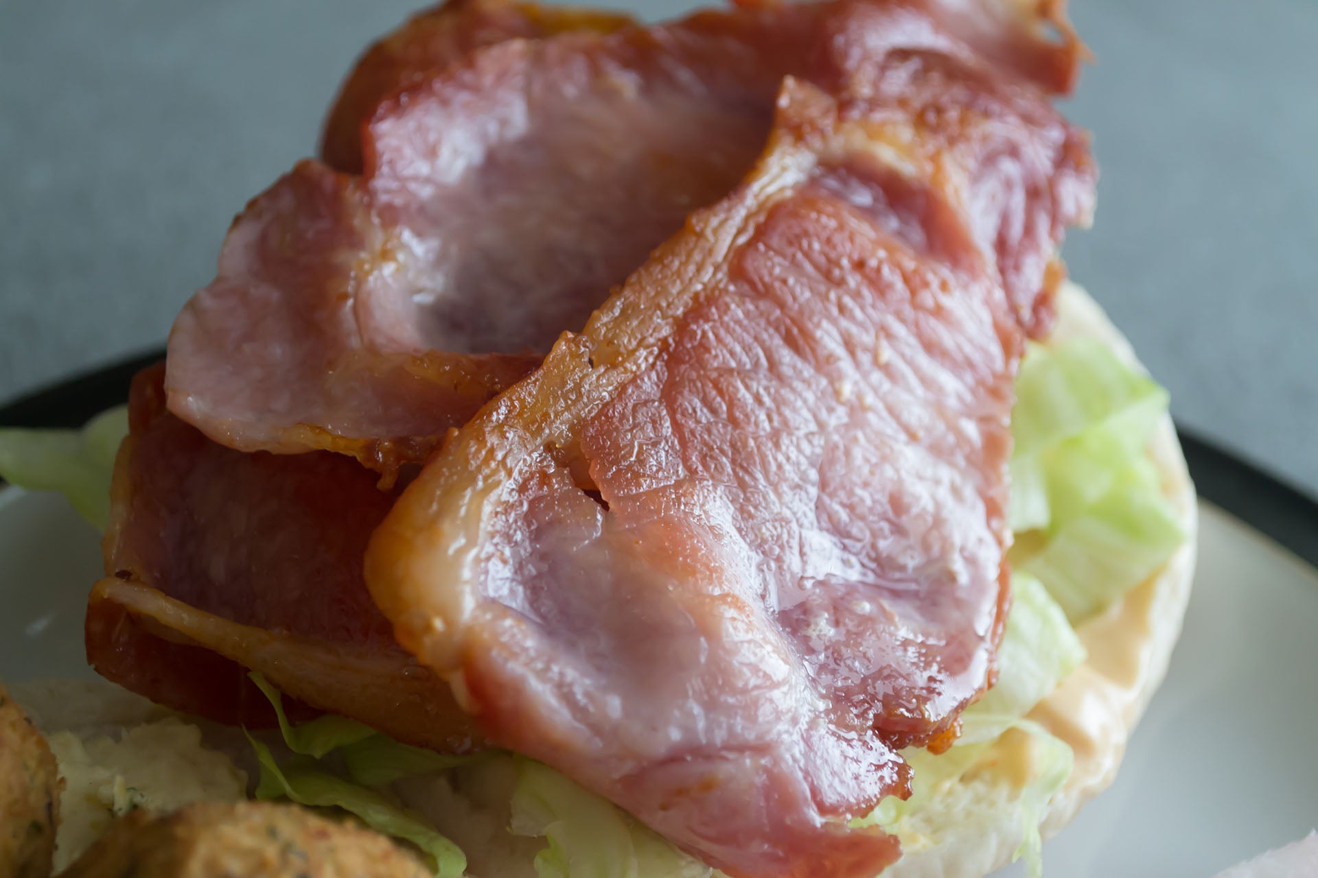 05210 Selected Thin Cut Sliced Back Bacon ( 2.27kg )